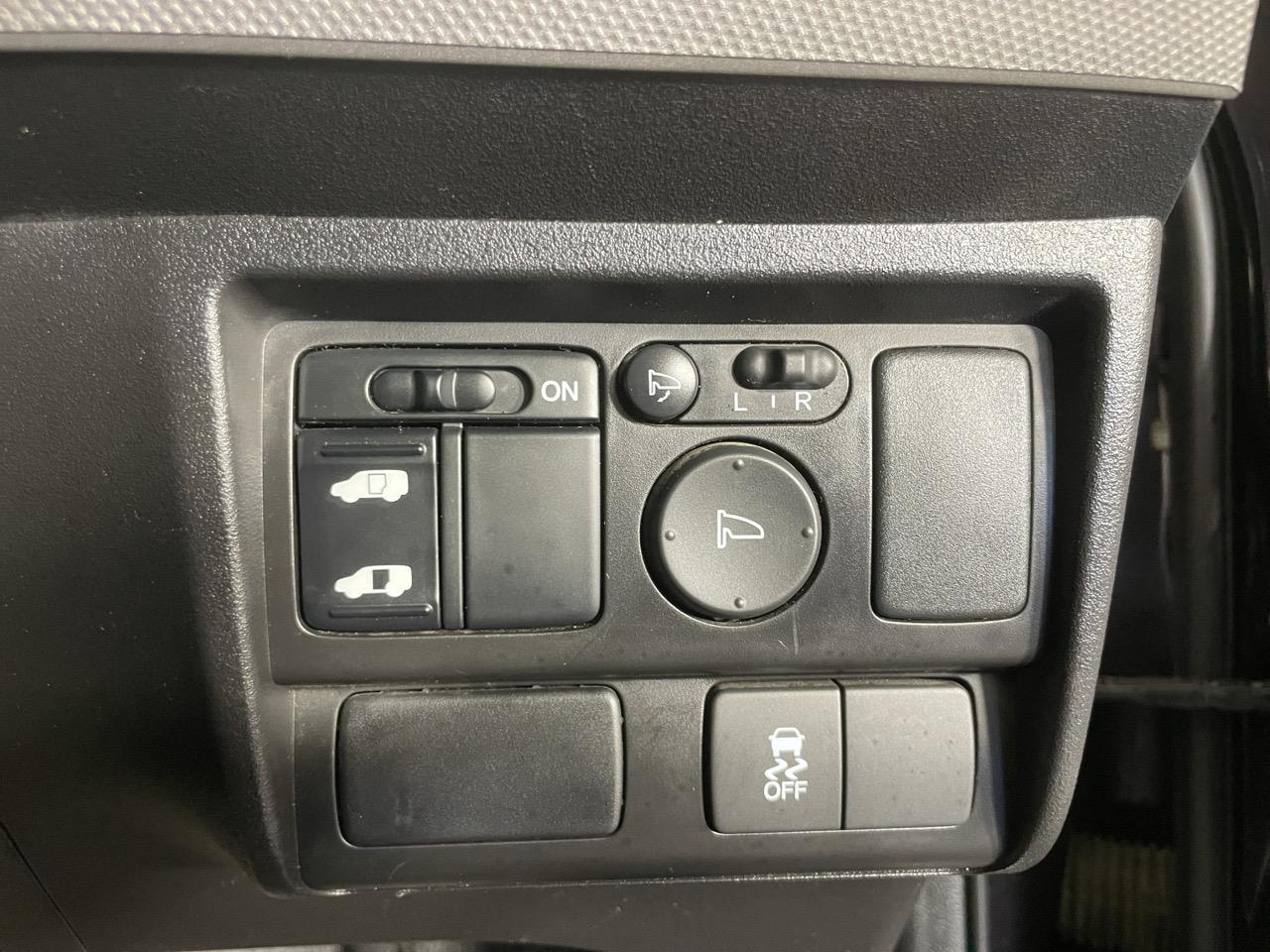 2012 Honda Freed HYBRID 7 SEATER People Mover CRUISE CONTROL + REVERSING CAMERA