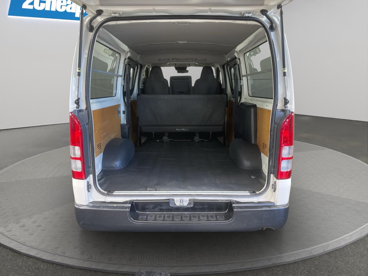 2018 Toyota Hiace Regius 2.8L Diesel Van LOW KM + REVERSING CAMERA + GREAT SPACE