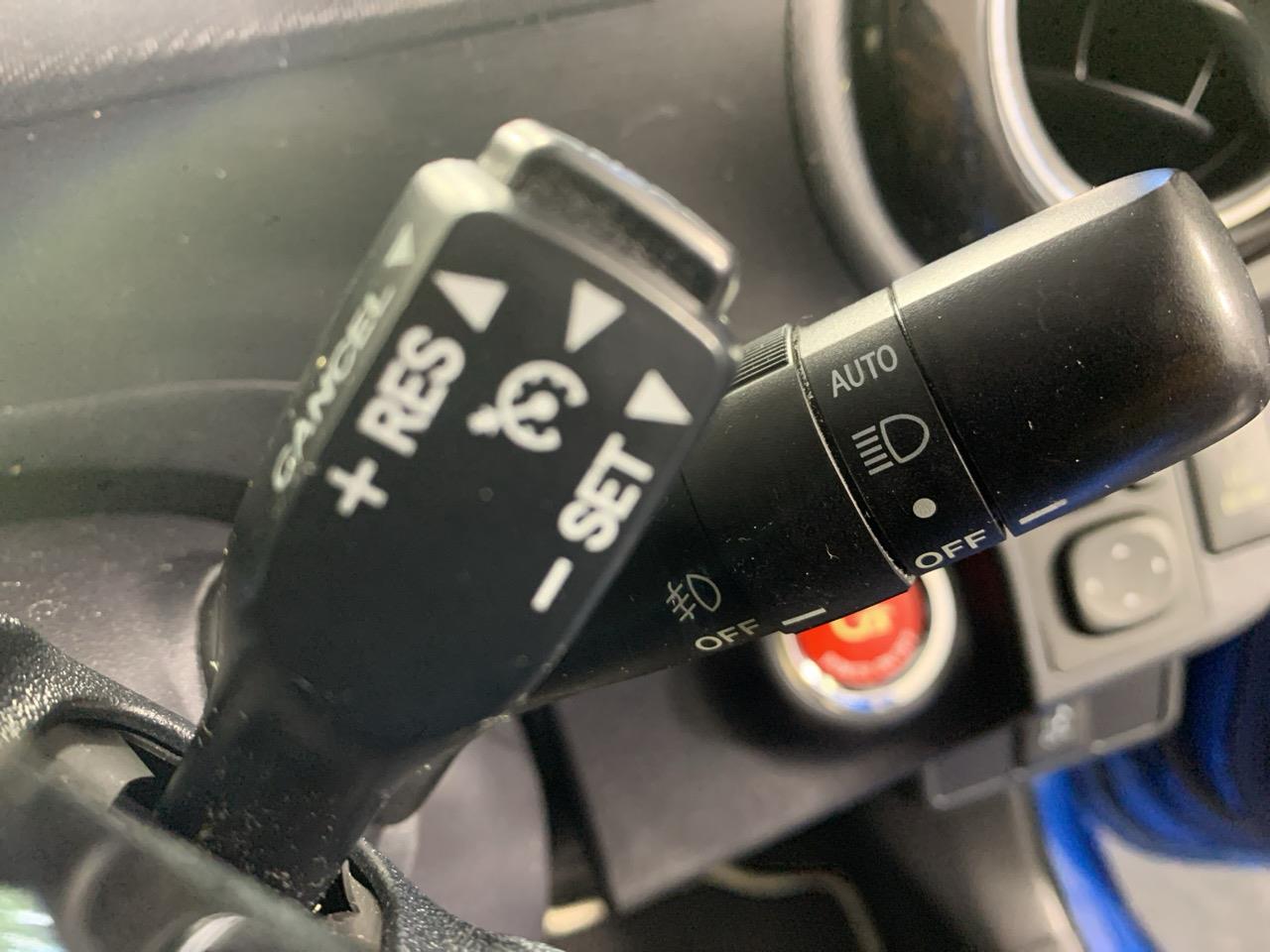 2015 Toyota Aqua G G's Hatchback CRUISE CONTROL + HEATED SEATS + REVERSING CAMERA