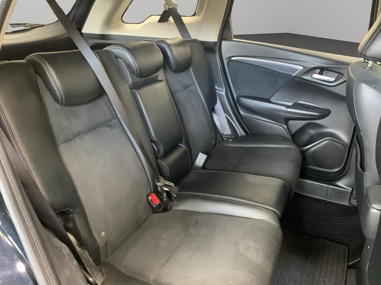 2015 Honda SHUTTLE HYBRID Z STYLE EDITION Station Wagon CRUISE CONTROL + HEATED SEATS + AUTO LIGHTS