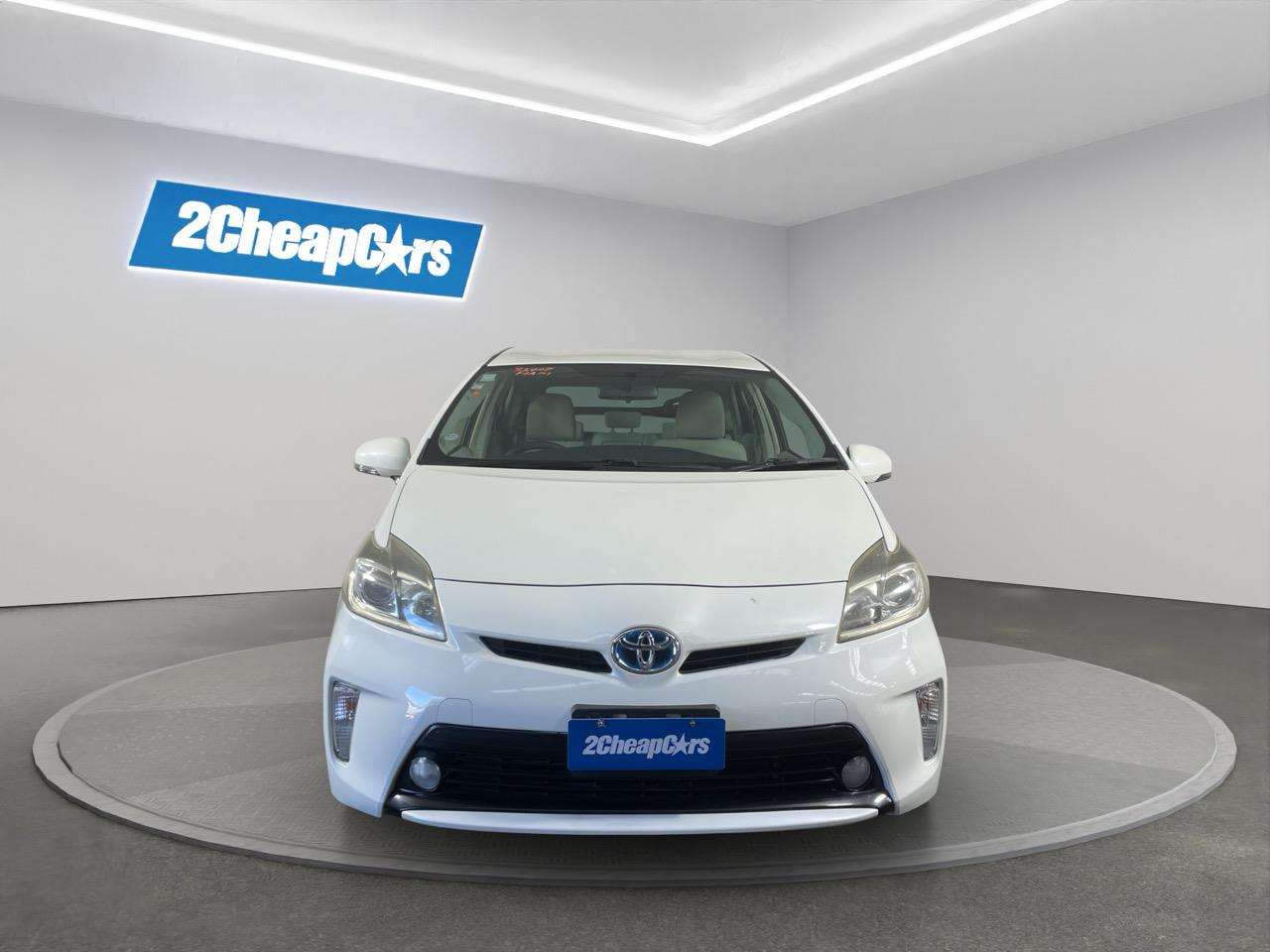 2012 Toyota Prius S Hatchback REVERSING CAMERA + AUTO LIGHTS + PUSH BUTOTN START