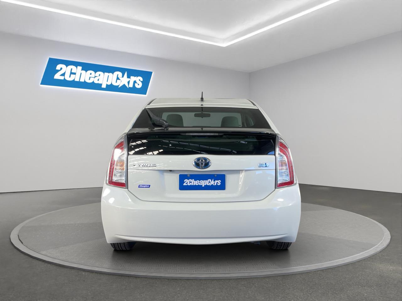 2012 Toyota Prius S Hatchback REVERSING CAMERA + AUTO LIGHTS + PUSH BUTOTN START