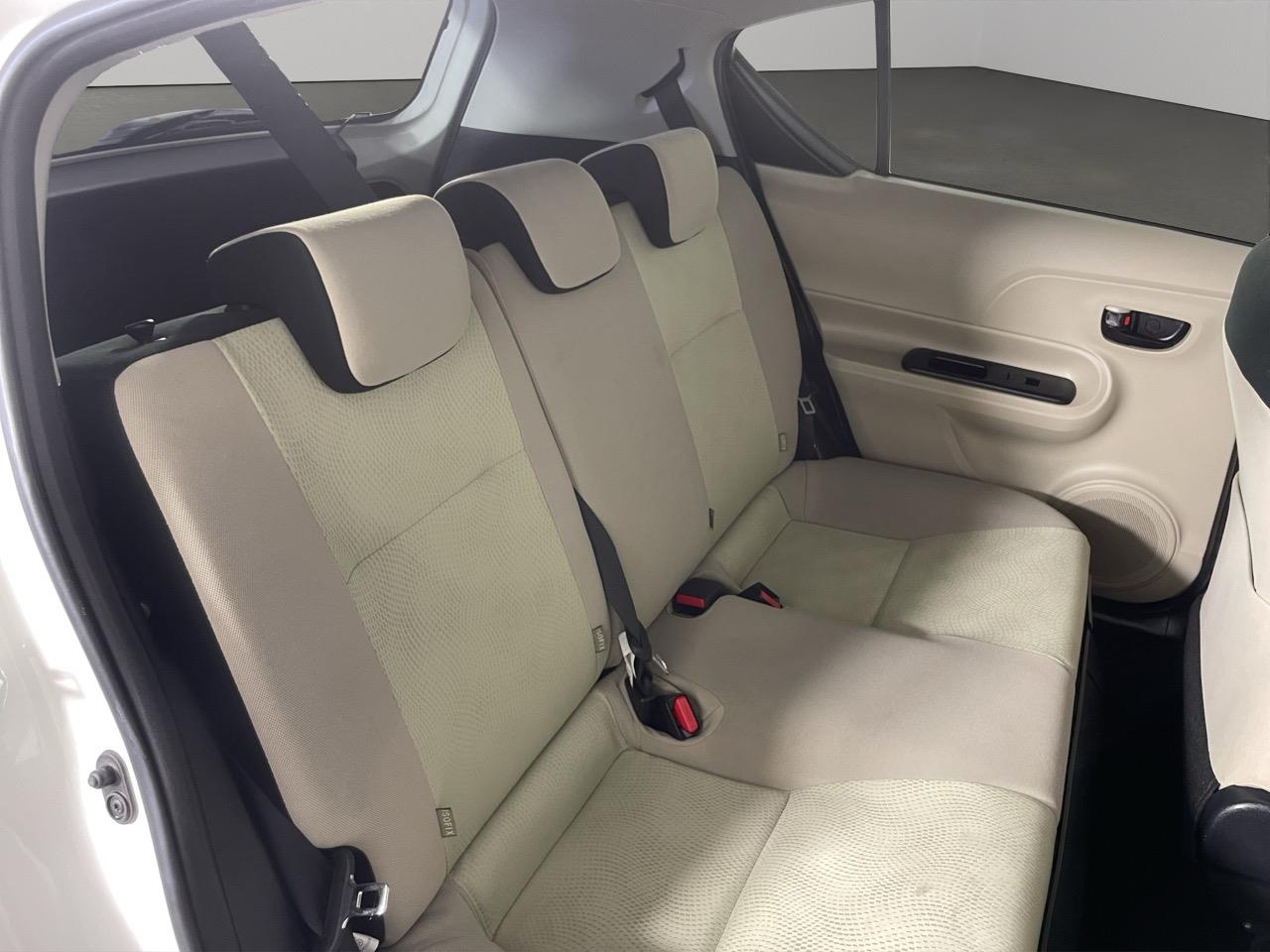 2012 Toyota Aqua G Hatchback PUSH SRART + AUTO LIGHTS