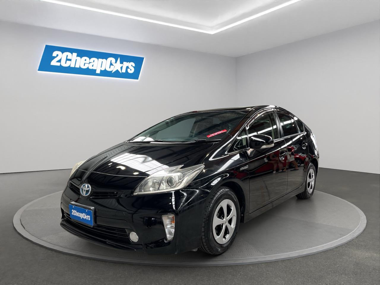 2013 Toyota Prius G Hatchback