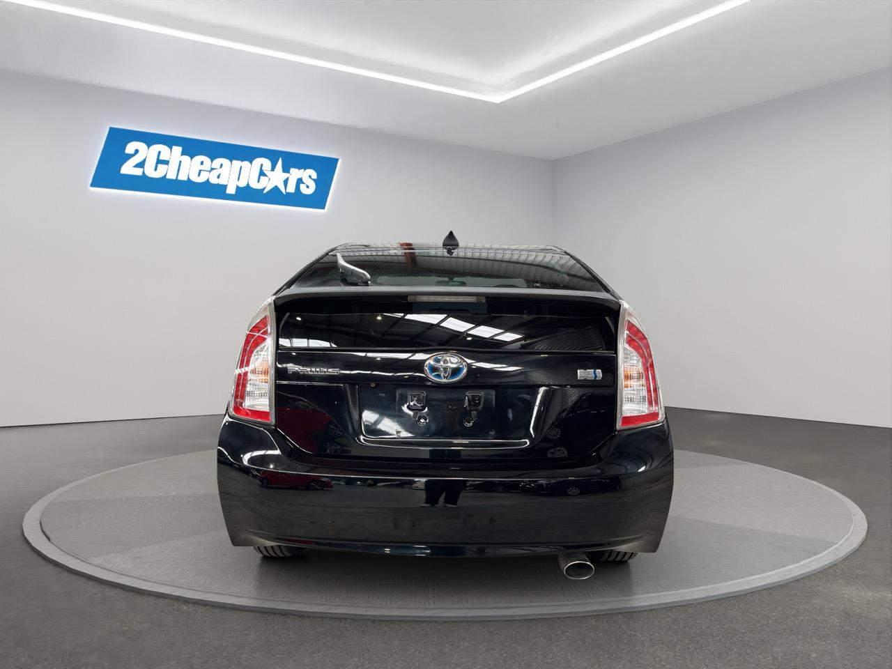 2013 Toyota Prius G Hatchback SEE US FOR FINANCE! BUY NOW PAY IN 6 MONTHS!*