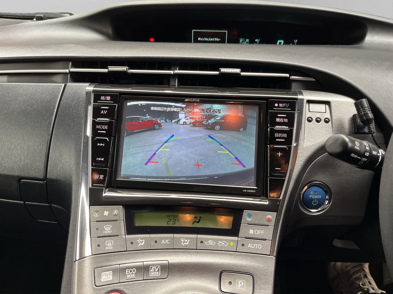 2013 Toyota Prius G Hatchback SEE US FOR FINANCE! BUY NOW PAY IN 6 MONTHS!*