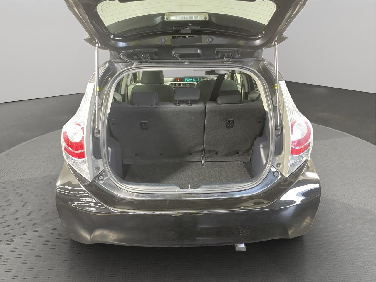 2013 Toyota Aqua S Hatchback AUTO LIGHTS + PUSH BUTTON START