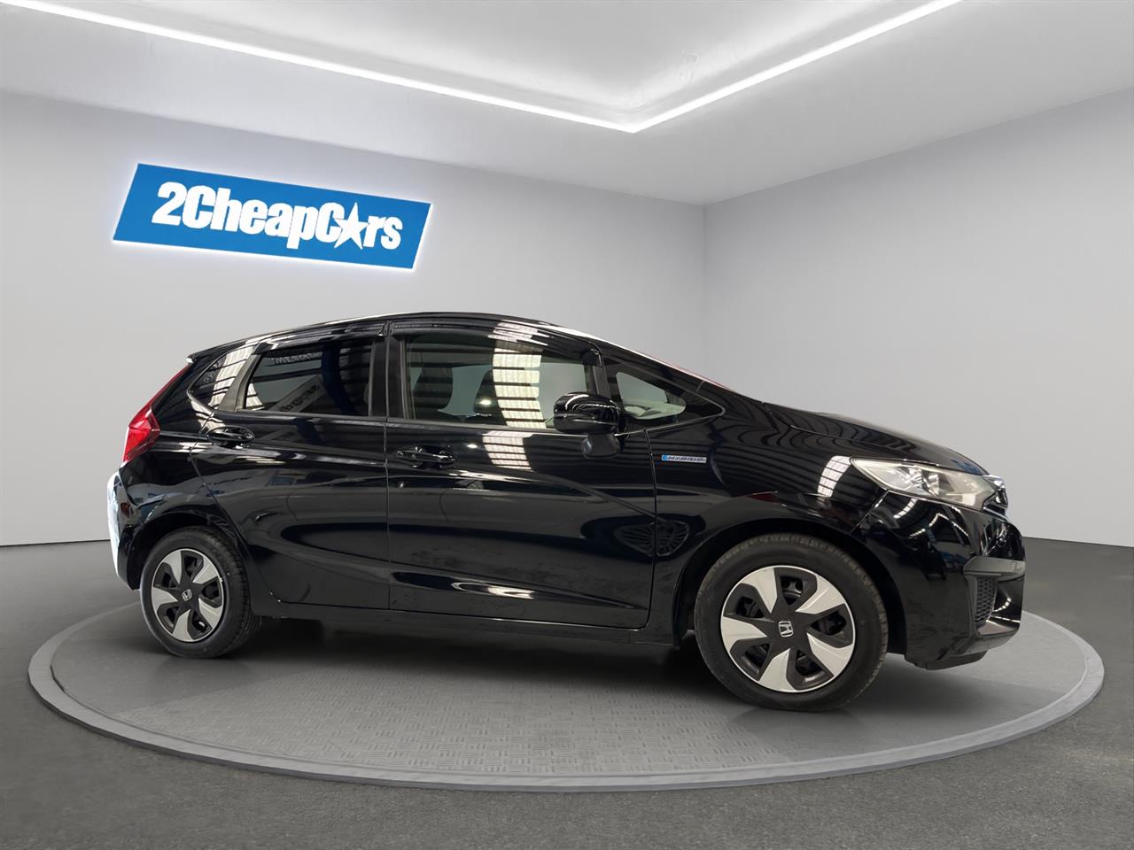 2015 Honda Fit Jazz Hybrid New Shape Hatchback SMART KEY + REVERSING CAMERA + CRUISE CONTROL