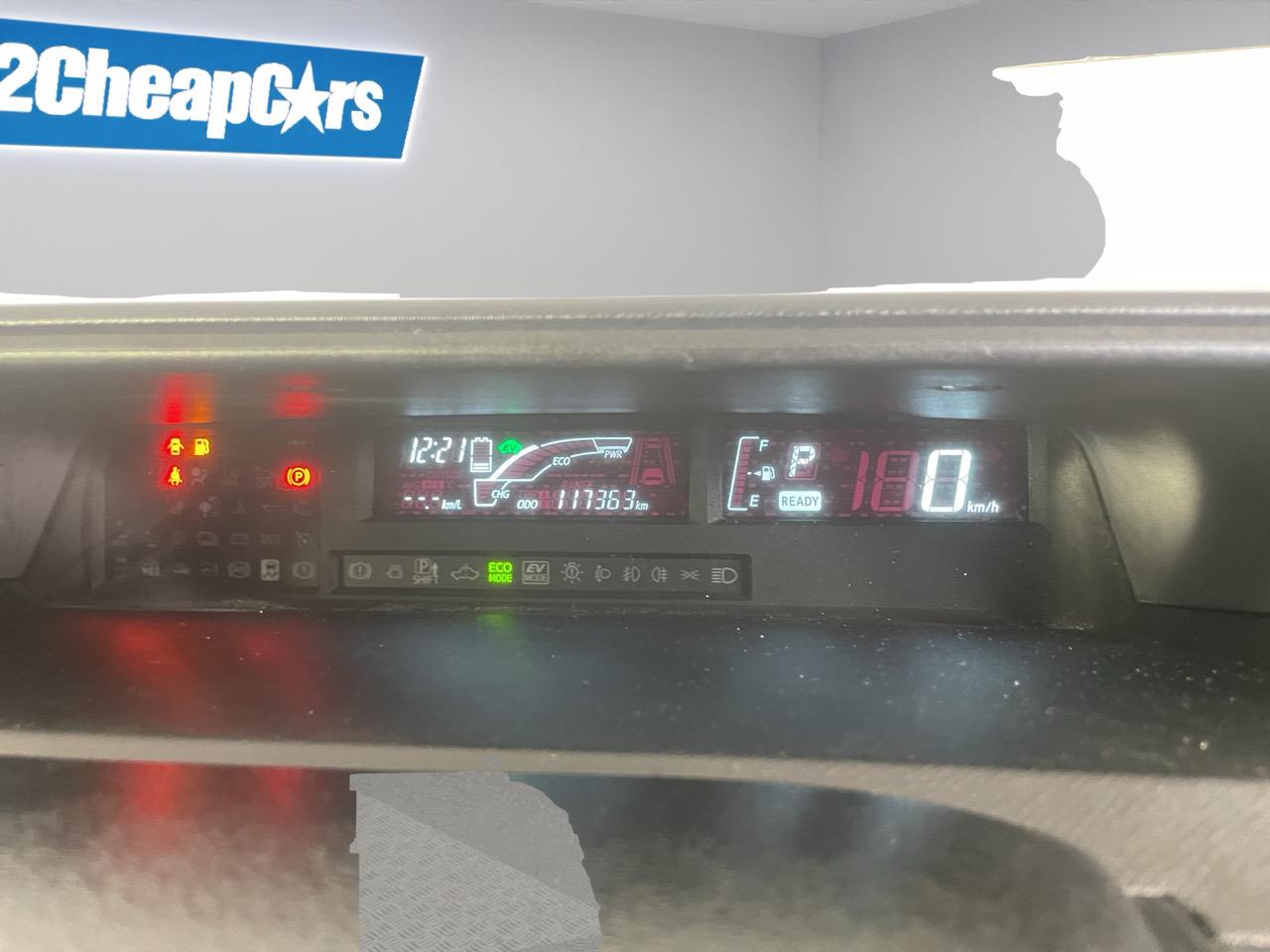 2017 Toyota Aqua Facelift Model S Hatchback REVERSING CAMERA + AUTO LIGHTS + PUSH BUTTON START