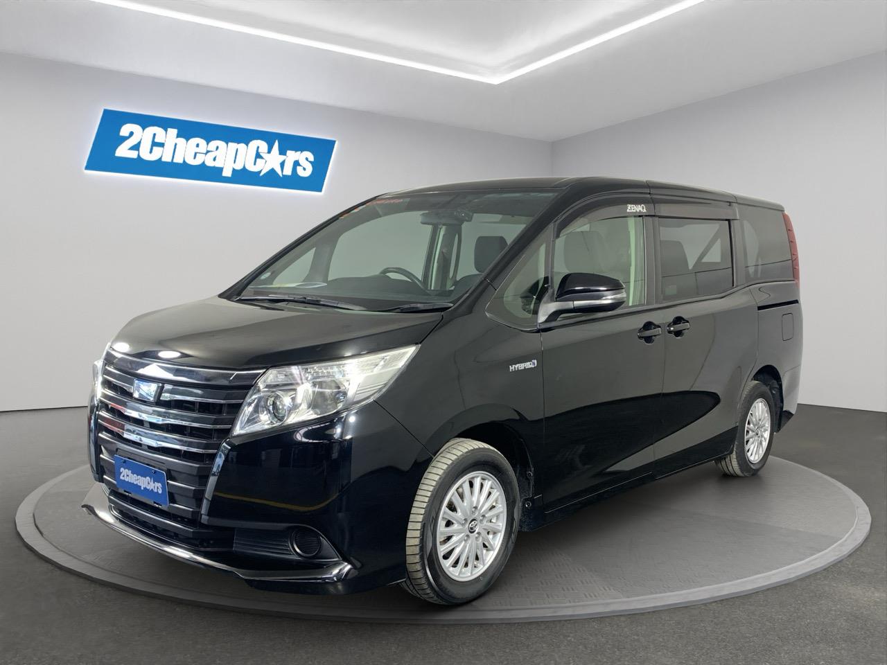 2015 Toyota Noah Hybrid People Mover