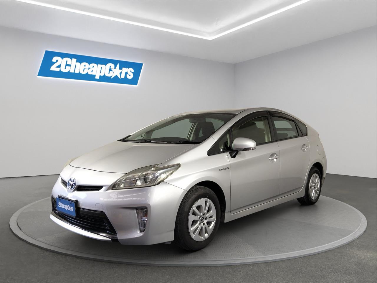 2012 Toyota Prius G Hatchback