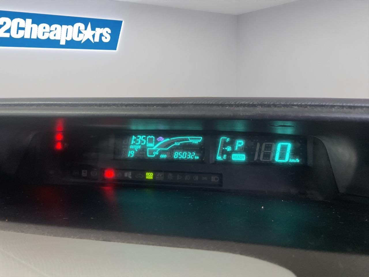 2012 Toyota Aqua S Hatchback REVERSING CAMERA + AUTO LIGHTS + PUSH START