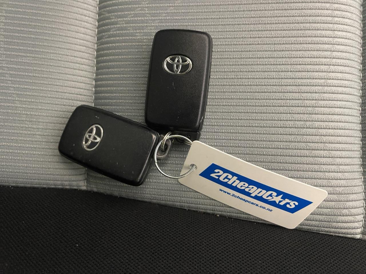 2012 Toyota Aqua S Hatchback REVERSING CAMERA + AUTO LIGHTS + PUSH START