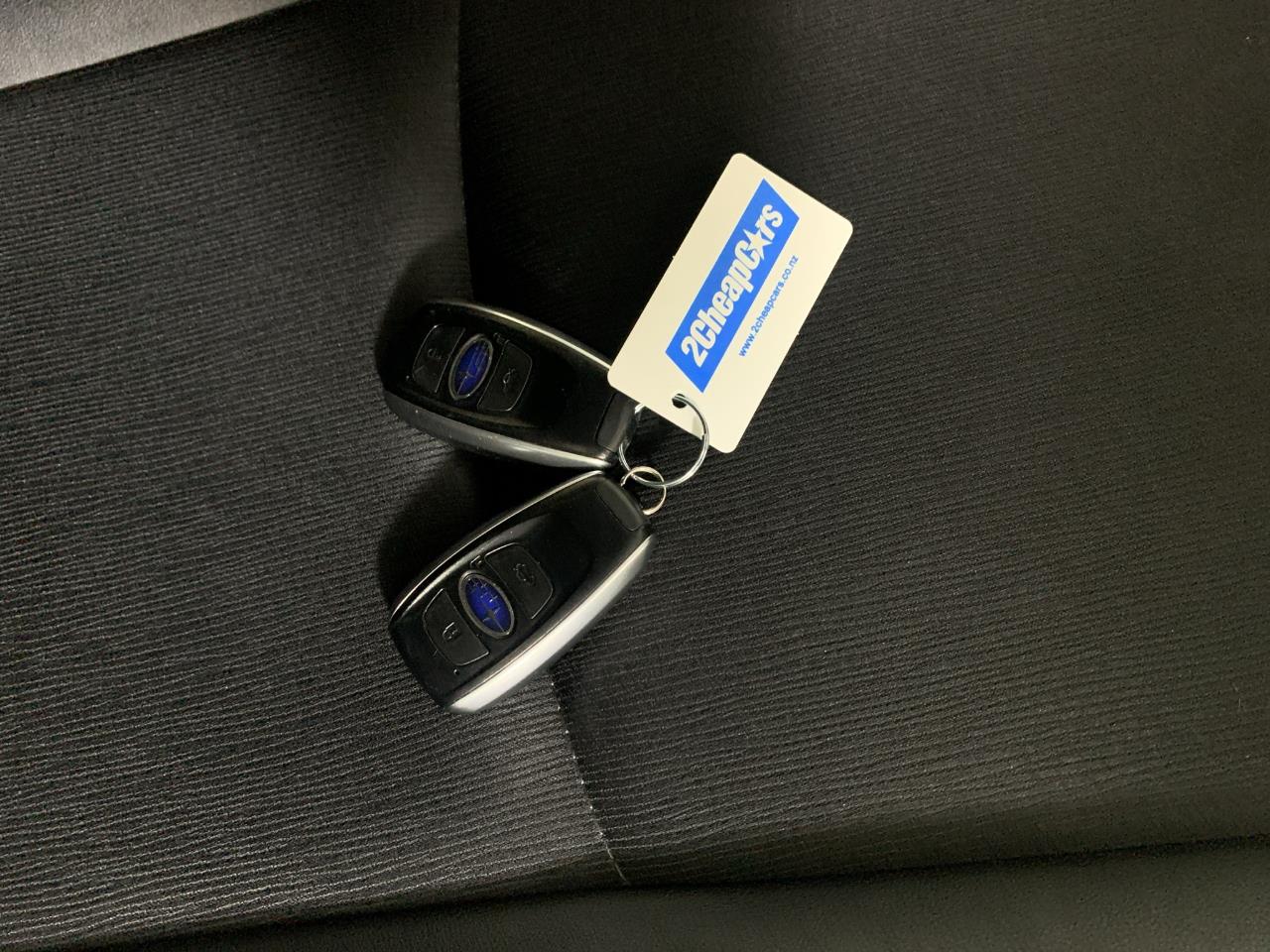 2015 Subaru Impreza 2.0i AWD Hatchback AWD + CRUISE CONTROL + PADDLE SHIFT