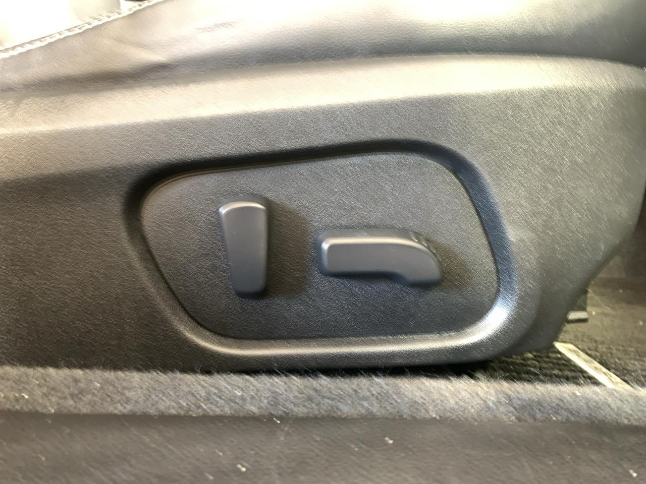 2015 Subaru Impreza 2.0i AWD Hatchback AWD + CRUISE CONTROL + PADDLE SHIFT