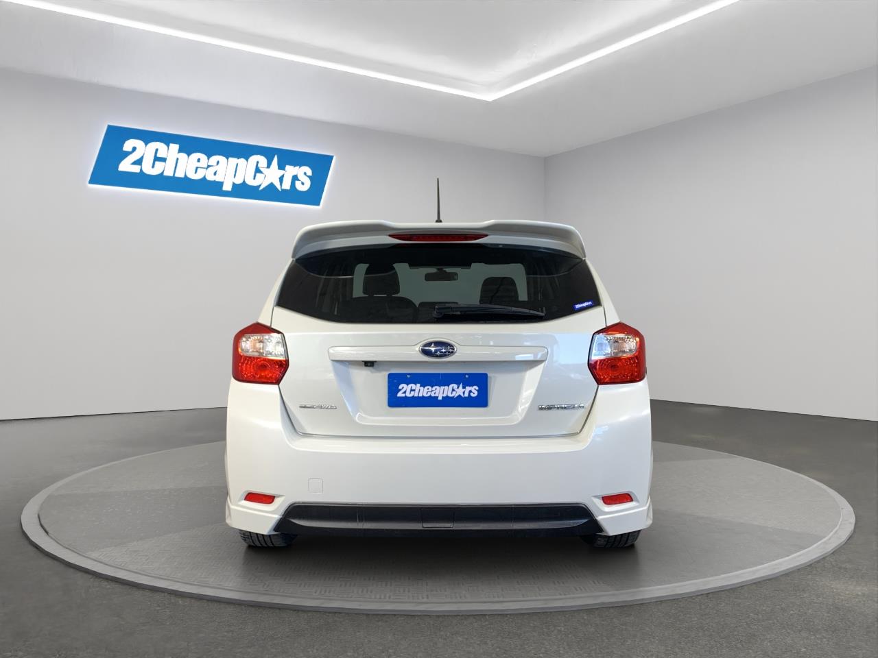 2015 Subaru Impreza 2.0i AWD Hatchback AWD + CRUISE CONTROL + PADDLE SHIFT