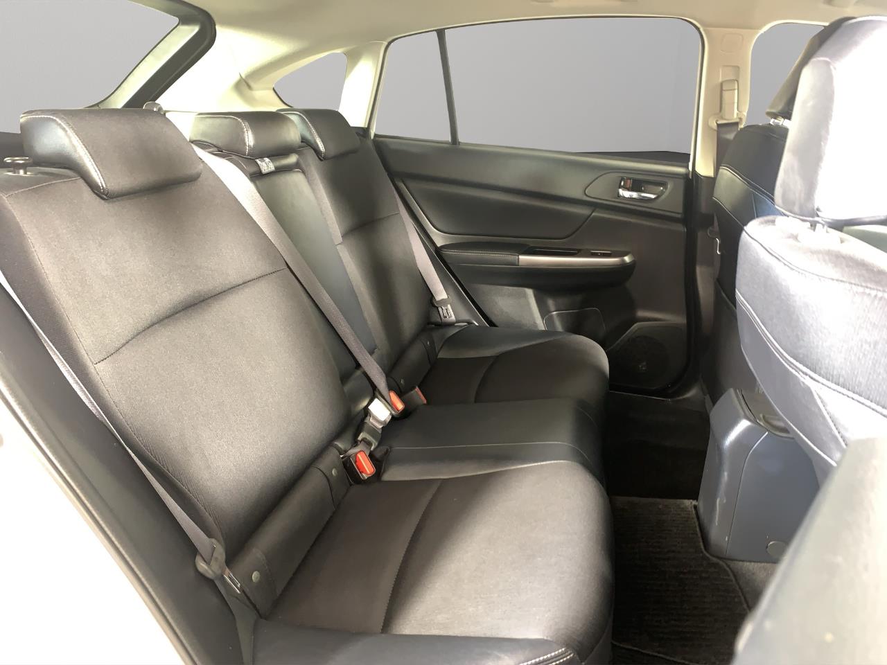 2015 Subaru Impreza 2.0i AWD Hatchback AWD + CRUISE CONTROL + PADDLE SHIFT