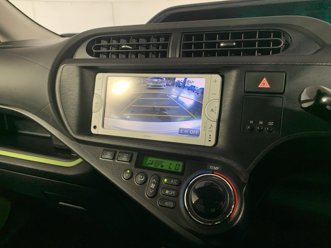 2013 Toyota Aqua G Hatchback REVERSING CAMERA + PUSH BUTTON START + AUTO LIGHTS