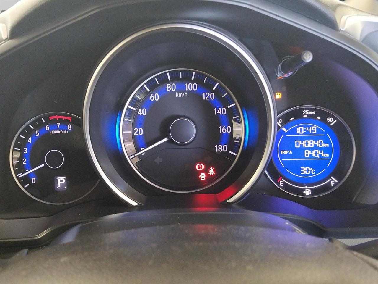 2014 Honda Fit Jazz New Shape Hatchback LOW KMS + REVERSING CAMERA + SMART KEY