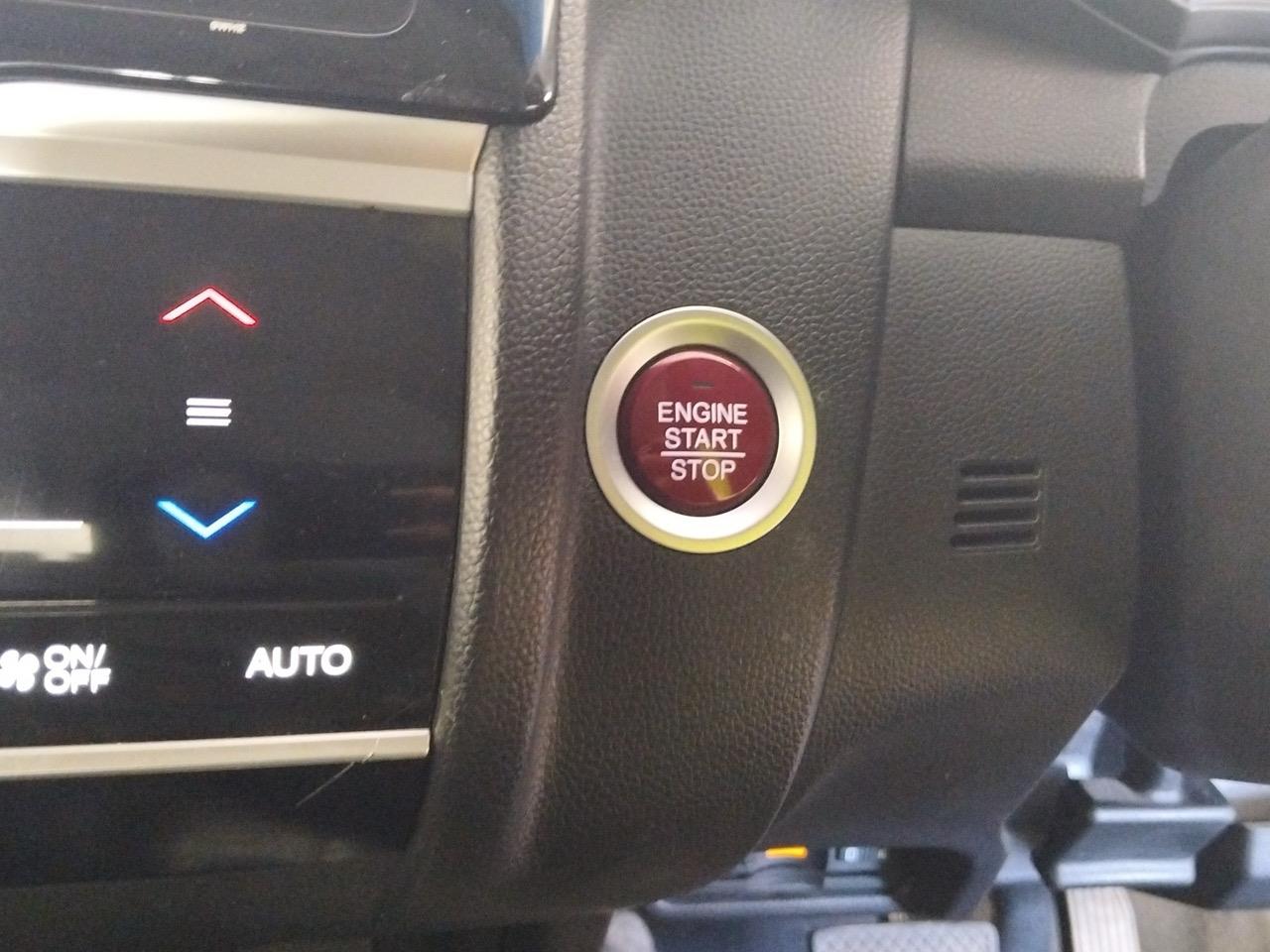 2014 Honda Fit Jazz New Shape Hatchback LOW KMS + REVERSING CAMERA + SMART KEY