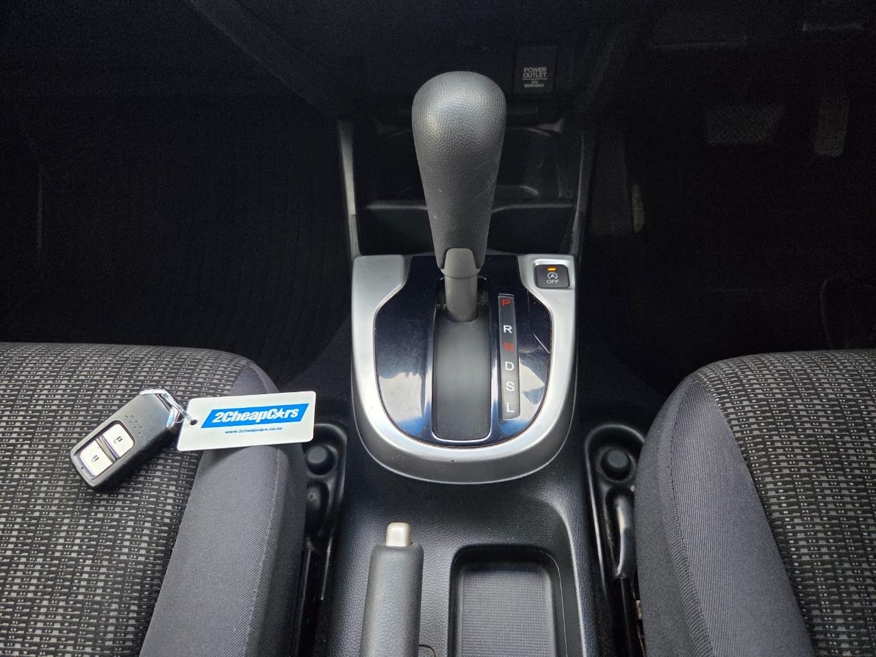 2013 Honda Fit Jazz New Shape Hatchback SMART KEY + PRATICAL HATCHBACK