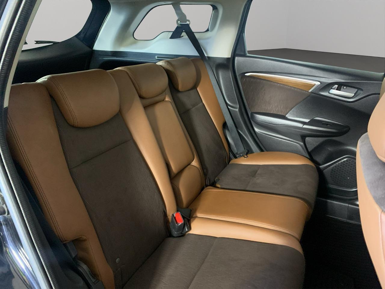 2015 Honda SHUTTLE HYBRID Z STYLE EDITION Station Wagon CRUISE CONTROL + HEATED SEATS