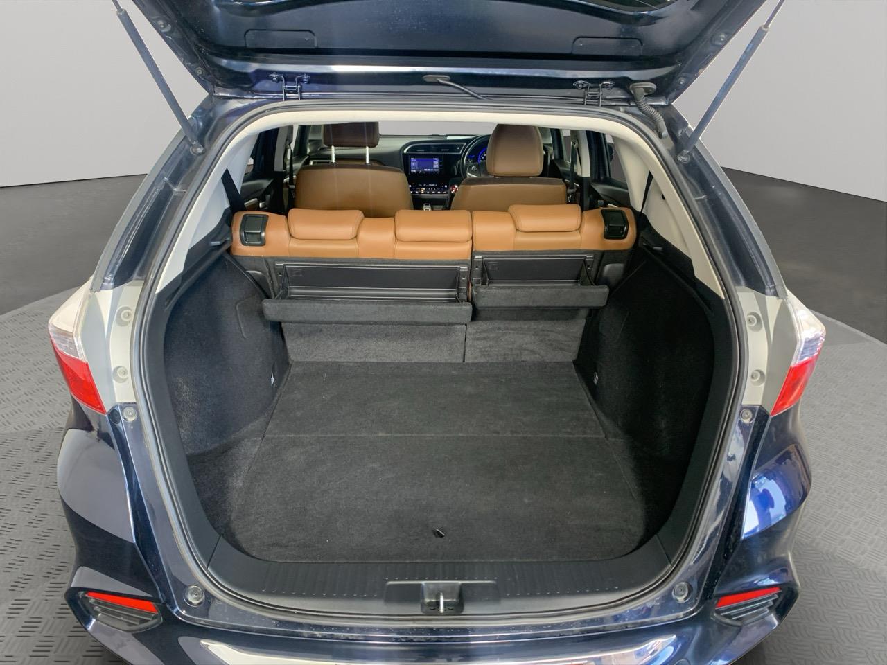 2015 Honda SHUTTLE HYBRID Z STYLE EDITION Station Wagon CRUISE CONTROL + HEATED SEATS