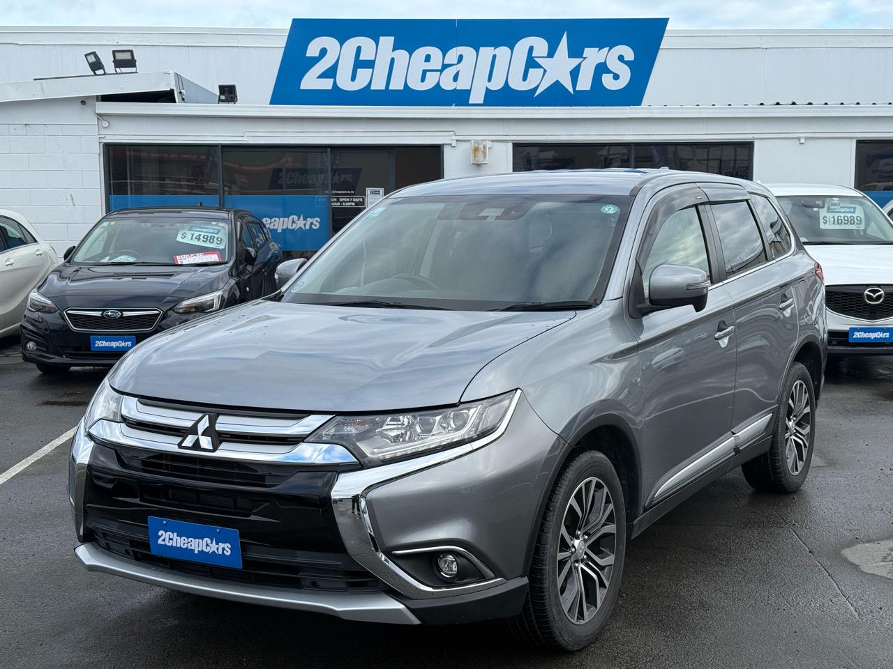 2017 Mitsubishi Outlander 24 G 4WD 7 Seater RV/SUV