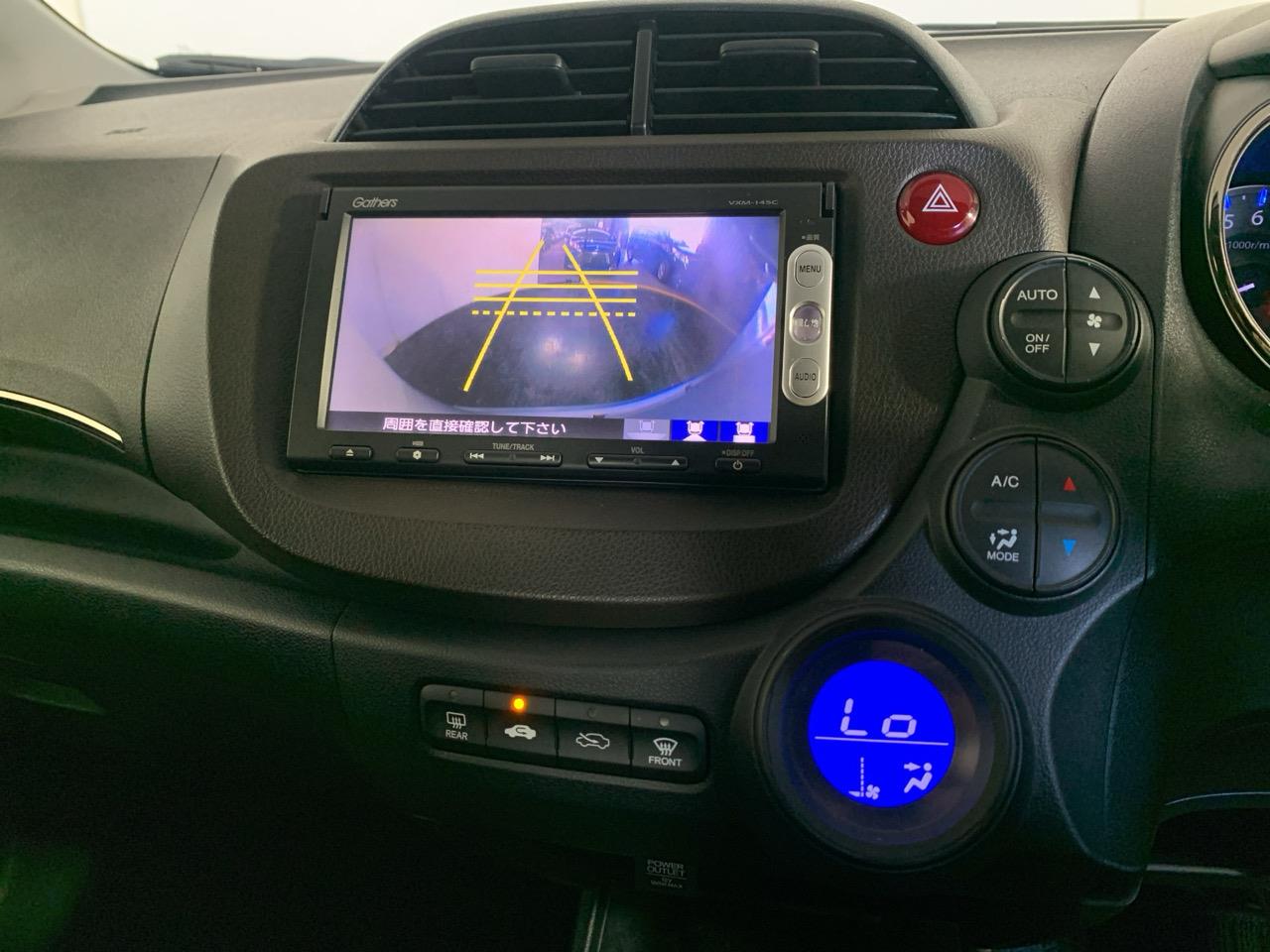 2014 Honda Shuttle HYBRID Station Wagon REVERSING CAMERA + HYBRID EFFICIENCY