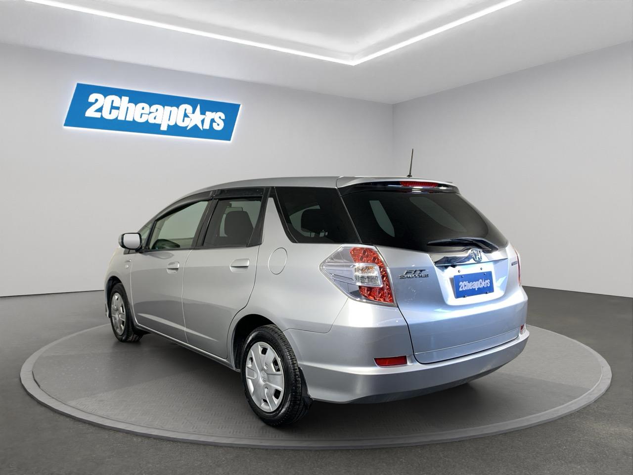 2014 Honda Shuttle HYBRID Station Wagon REVERSING CAMERA + HYBRID EFFICIENCY