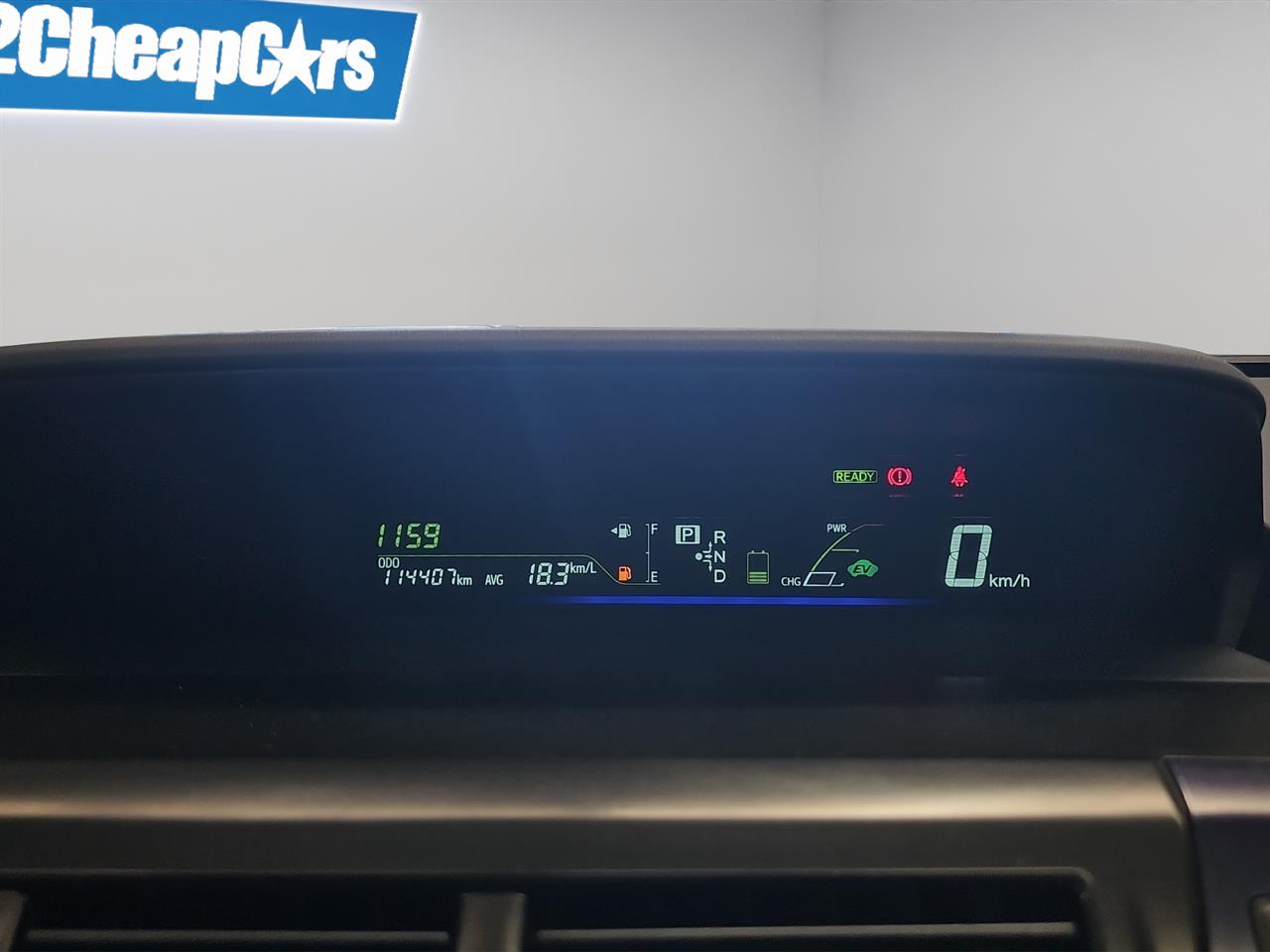 2015 Toyota Prius Alpha S Station Wagon SMART KEY + GREAT FUEL EFFICIENCY