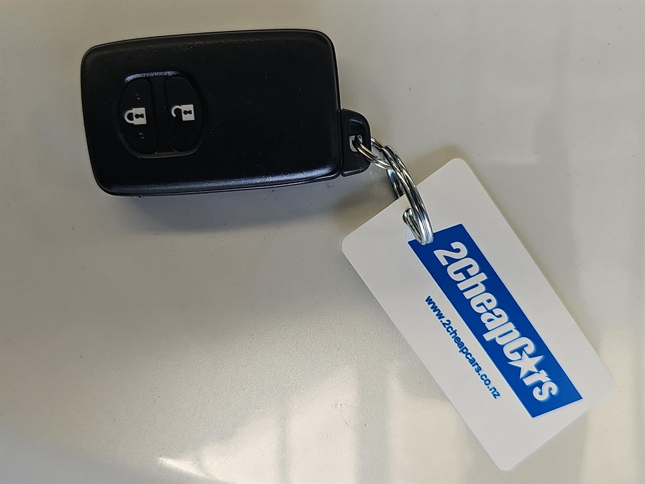 2015 Toyota Prius Alpha S Station Wagon SMART KEY + GREAT FUEL EFFICIENCY