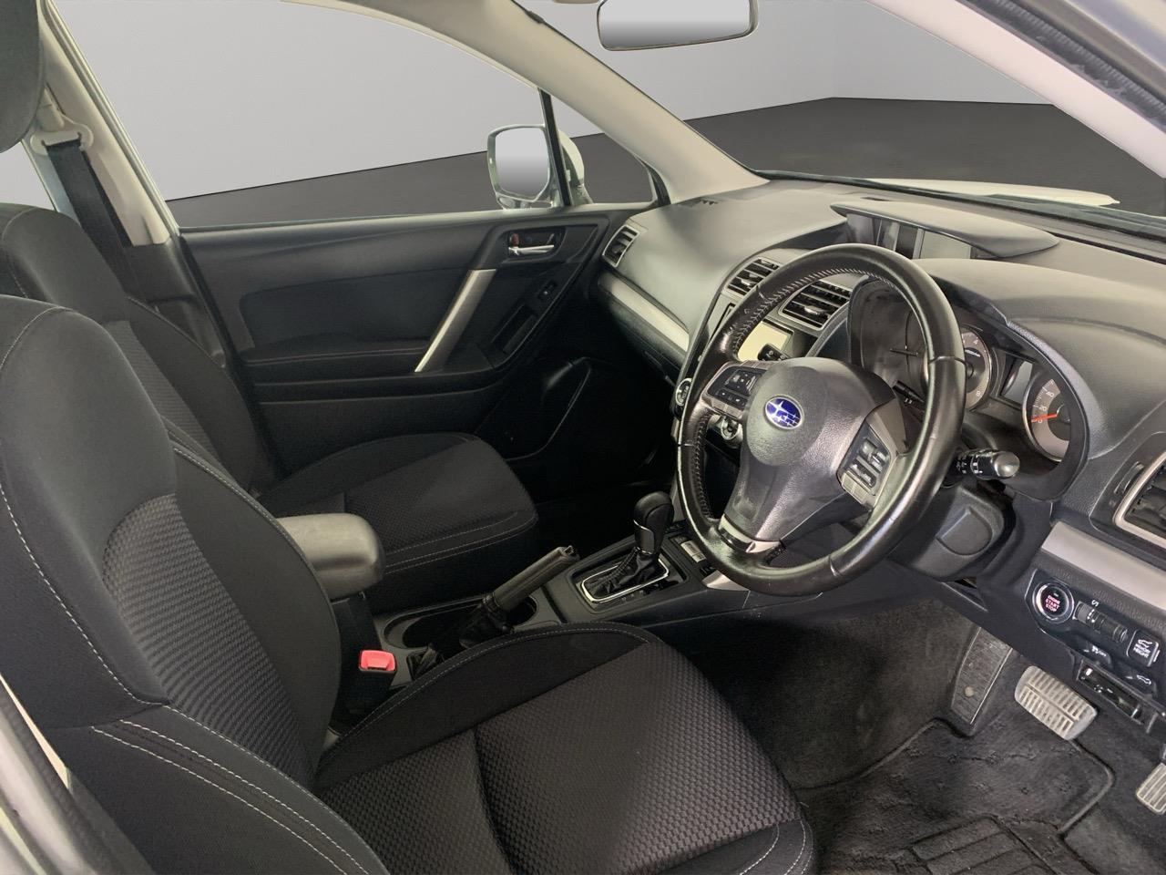 2015 Subaru Forester 2,0i-L Eyesight 4WD RV/SUV AWD + EYE SIGHT SYSTEM + REVERSING CAMERA