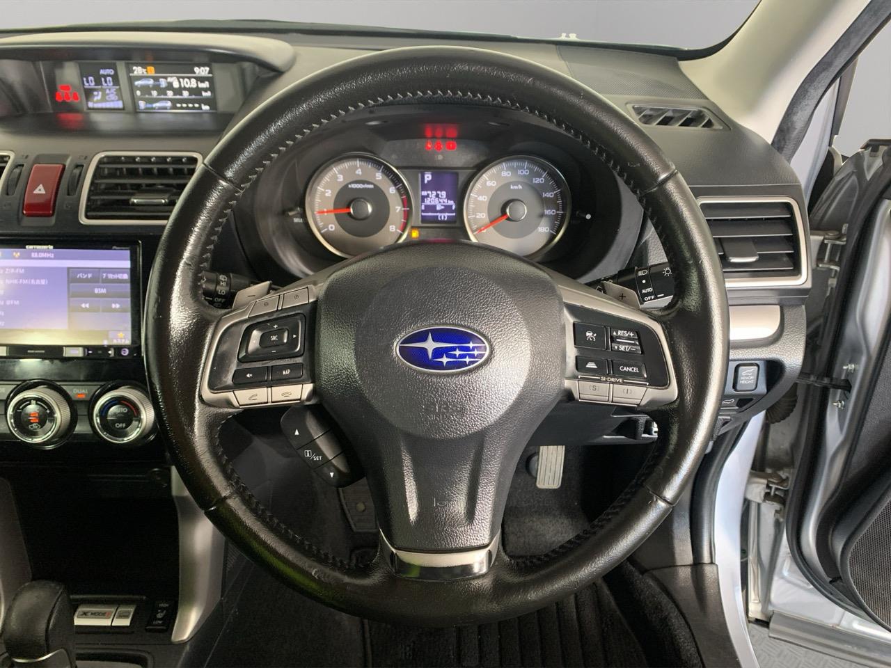 2015 Subaru Forester 2,0i-L Eyesight 4WD RV/SUV AWD + EYE SIGHT SYSTEM + REVERSING CAMERA