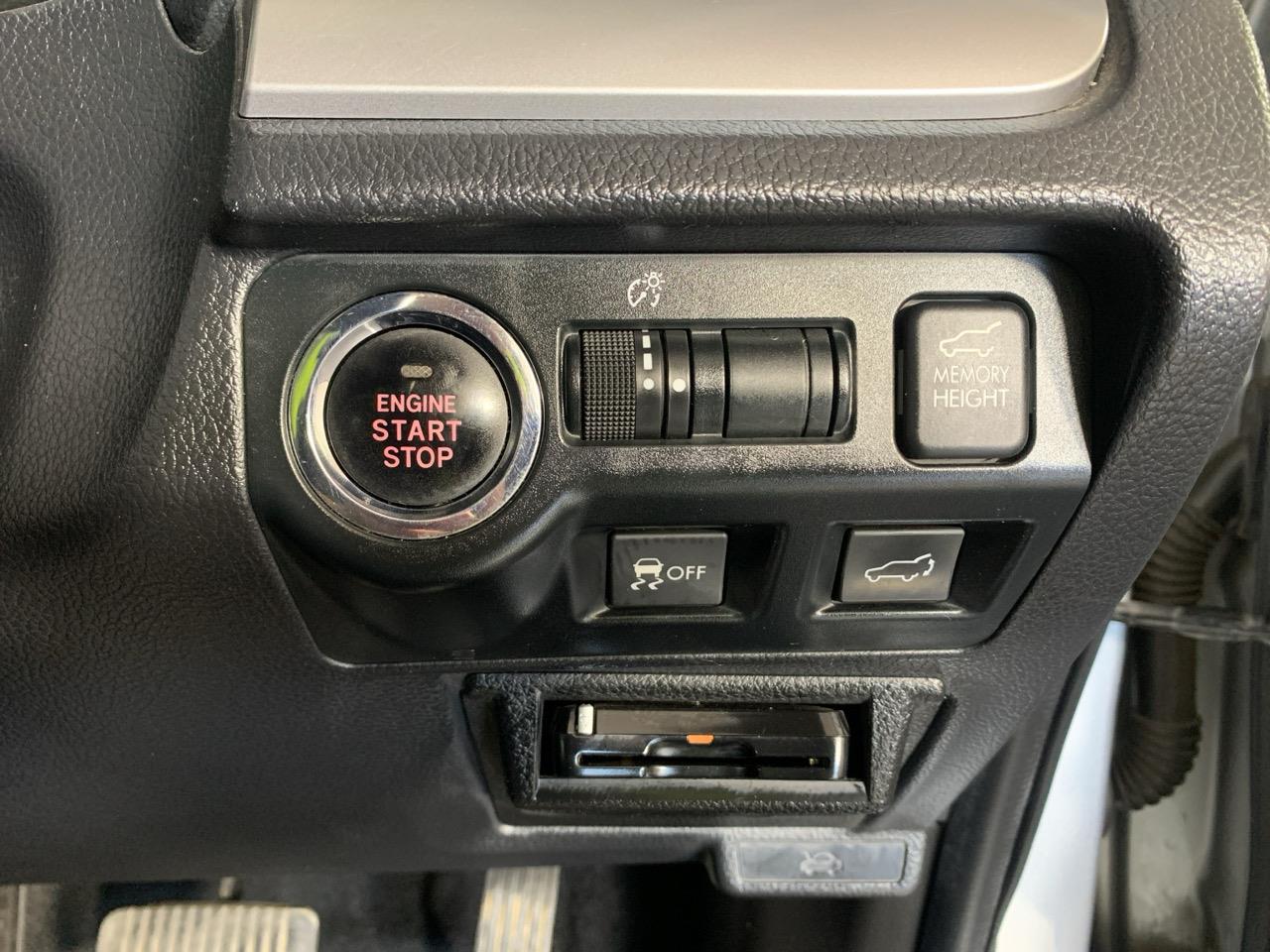 2015 Subaru Forester 2,0i-L Eyesight 4WD RV/SUV AWD + EYE SIGHT SYSTEM + REVERSING CAMERA