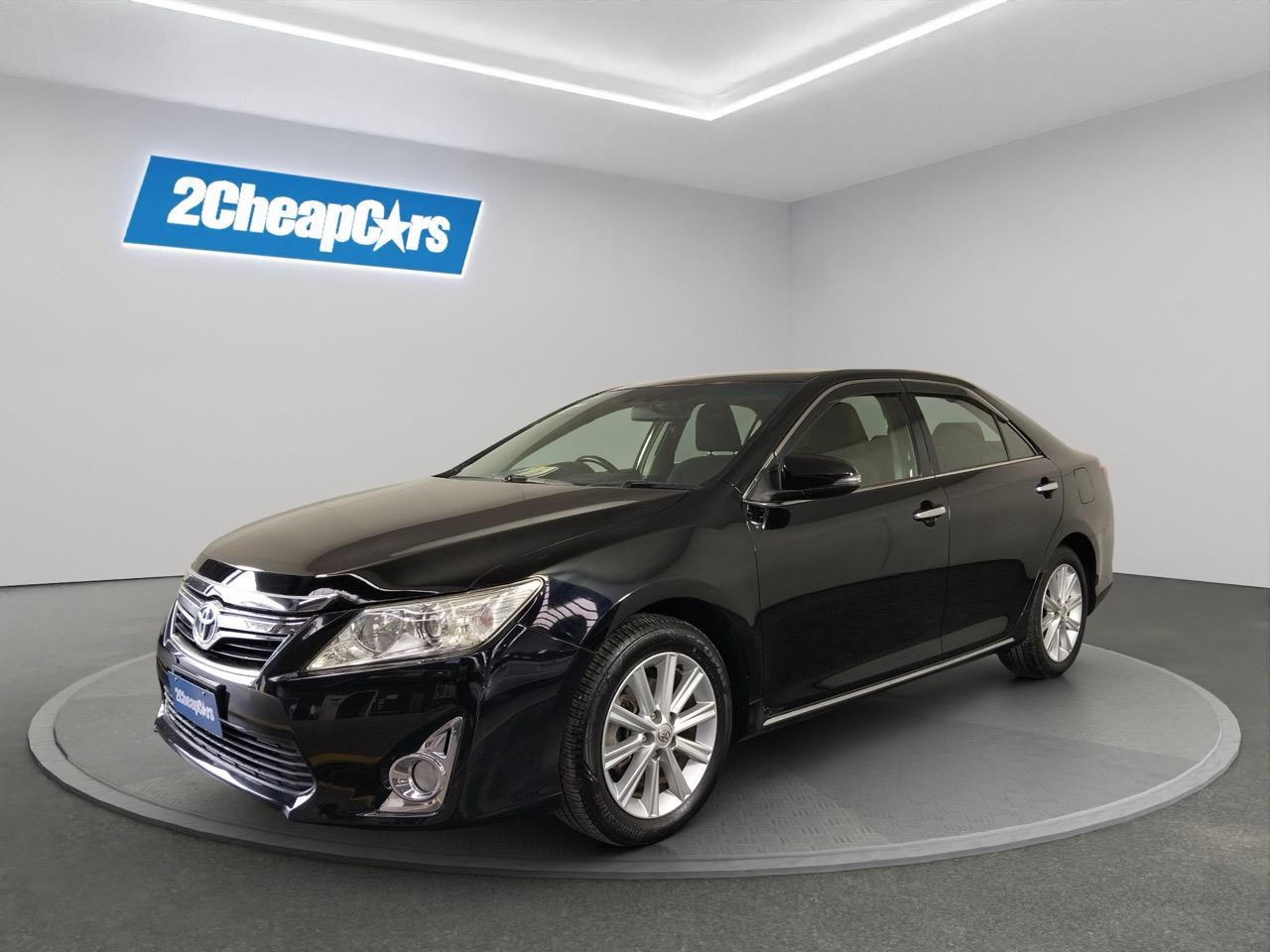 2012 Toyota Camry Hybrid G Package Sedan
