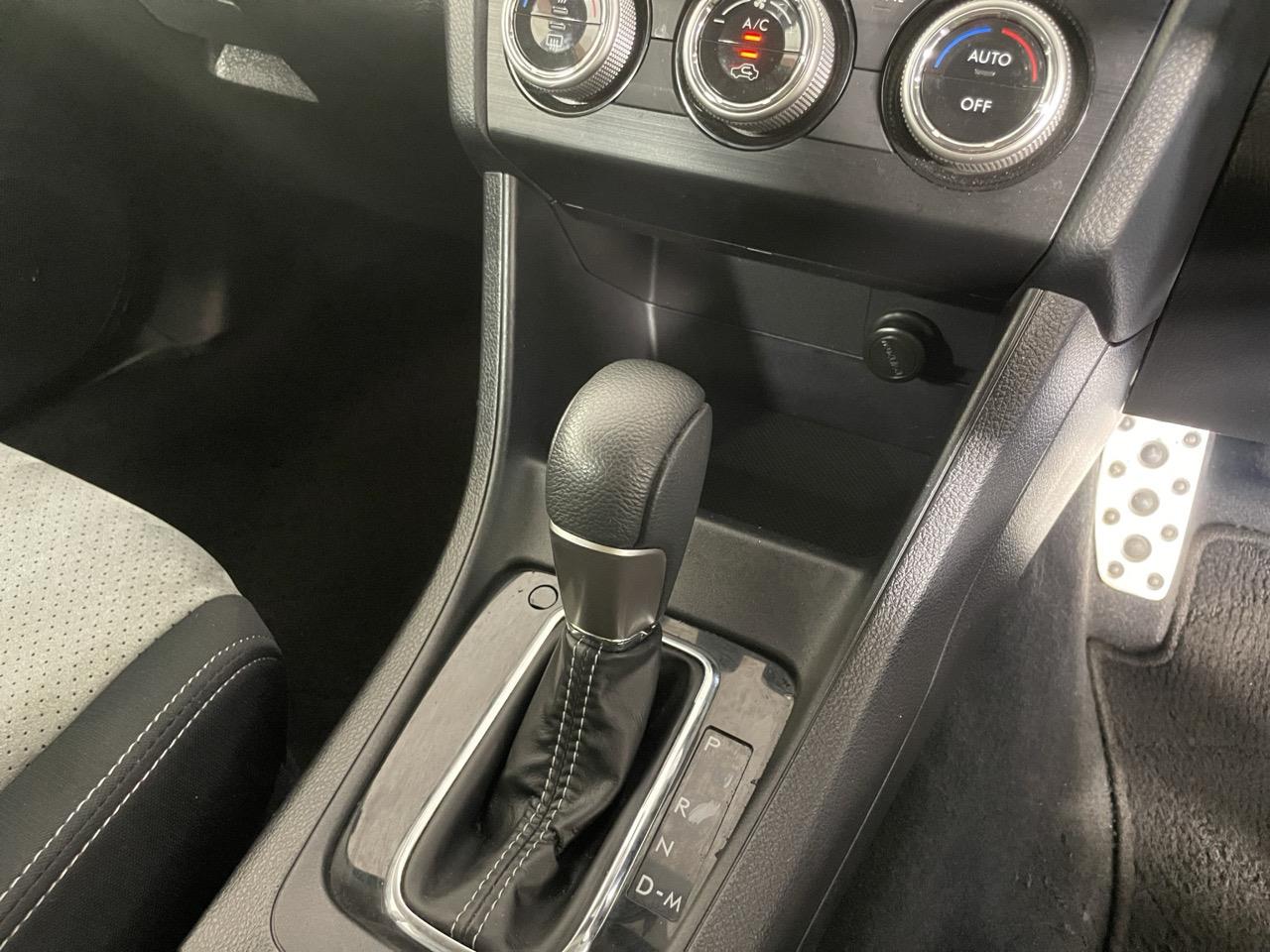 2014 Subaru XV HYBRID 2.0 L EYESIGHT AWD RV/SUV AWD + EYE SIGHT SYSTEM + REVERSING CAMERA