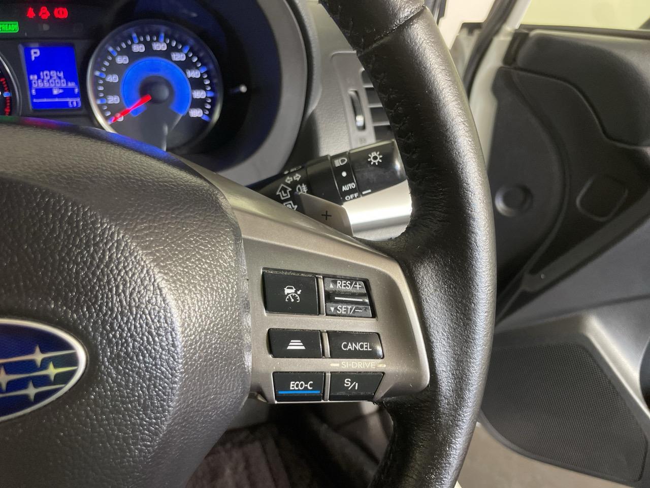 2014 Subaru XV HYBRID 2.0 L EYESIGHT AWD RV/SUV AWD + EYE SIGHT SYSTEM + REVERSING CAMERA