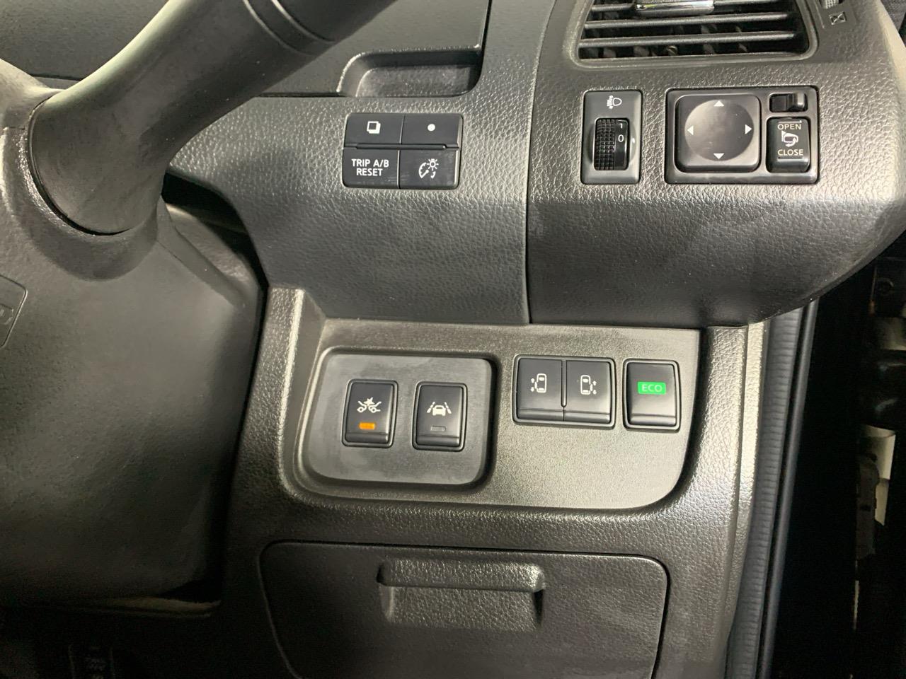 2014 Nissan Serena 20G S-Hybrid Advanced Safty Pk People Mover CRUISE CONTROL + POWER SLIDING DOORS + REVERSE CAMERA 