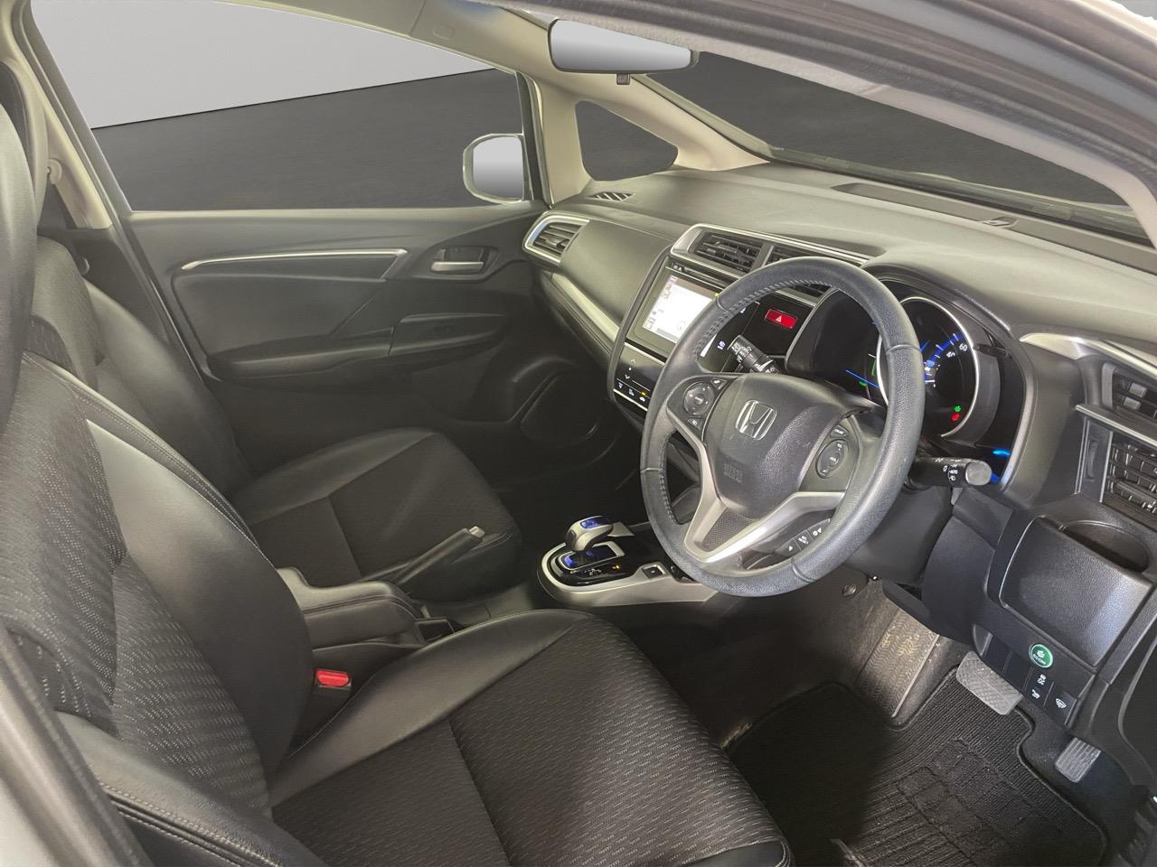 2014 Honda Fit Jazz Hybrid New Shape Hatchback REVERSING CAMERA + AUTO LIGHTS + CRUISE CONTROL