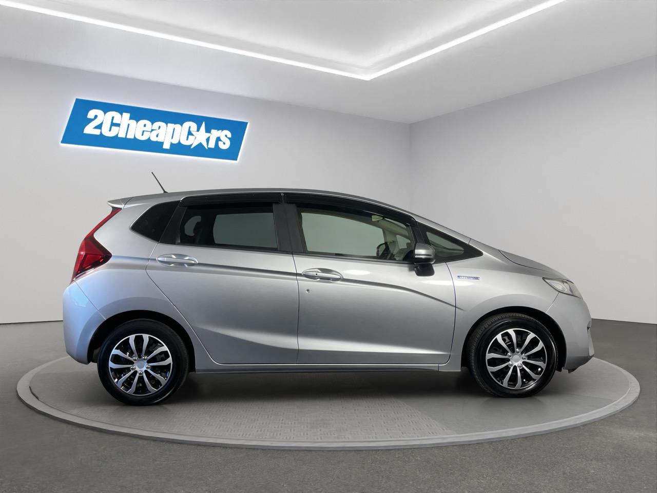 2014 Honda Fit Jazz Hybrid New Shape Hatchback REVERSING CAMERA + AUTO LIGHTS + CRUISE CONTROL