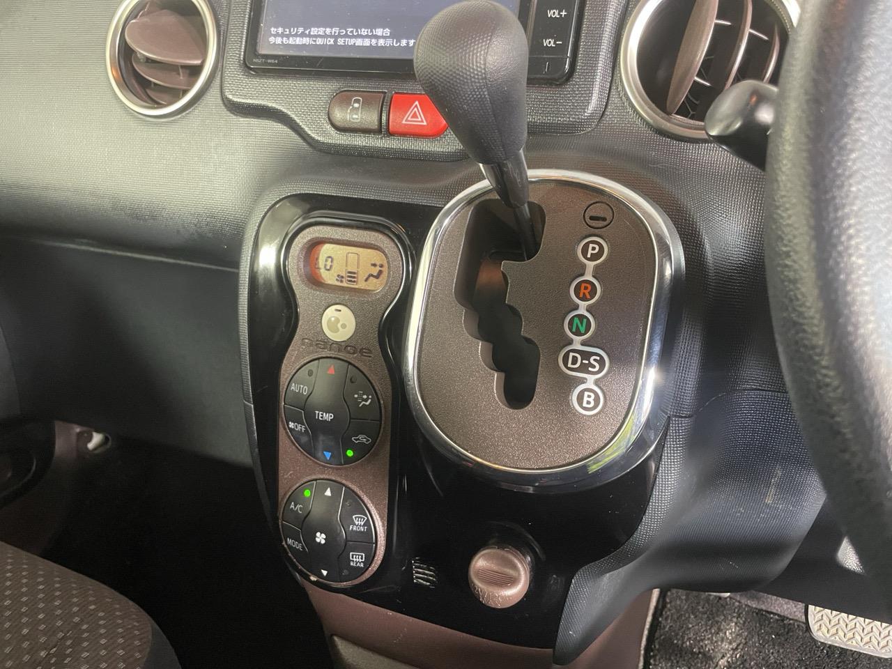 2014 Toyota SPADE X Hatchback ELECTRIC SLIDING DOOR + REVERSING CAMERA