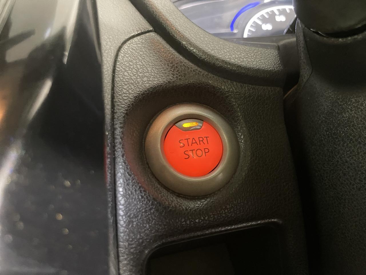 2016 Nissan Note E-POWER X Hatchback REVERSING CAMERA + PUSH BUTTON START + AUTO LIGHTS