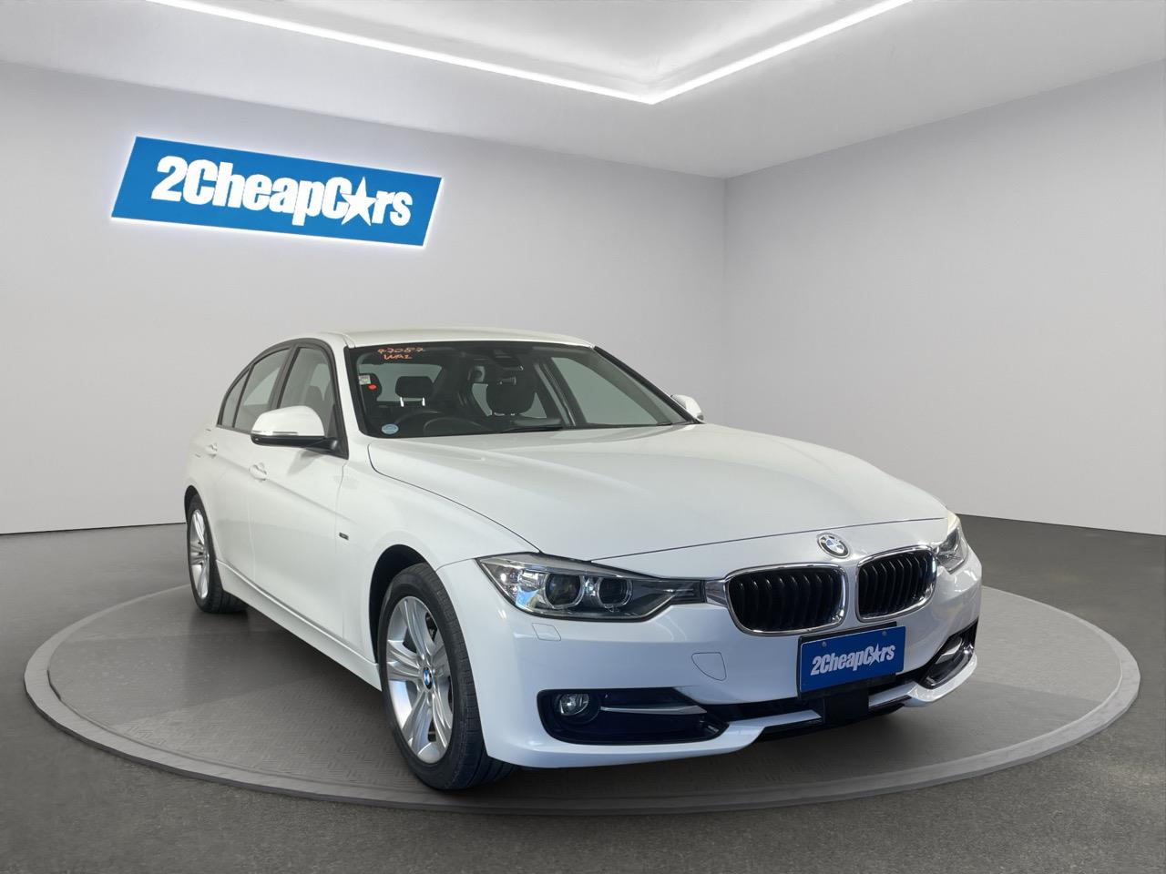2015 BMW 320D BluePerformance Luxury Sedan REVERSING CAMERA + PARKING SENSOR + CRUISE CONTROL