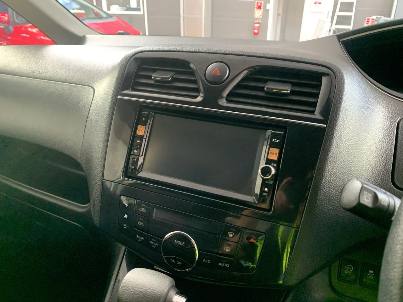 2013 Nissan Serena Hybrid Highway Star People Mover LOW KMS + CRUISE CONTROL +  ELECTRIC SLIDING DOORS