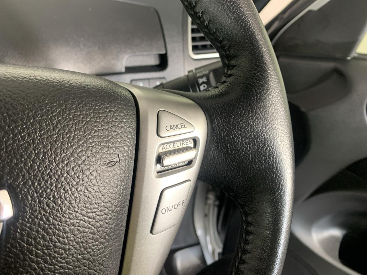 2013 Nissan Serena Hybrid Highway Star People Mover LOW KMS + CRUISE CONTROL +  ELECTRIC SLIDING DOORS