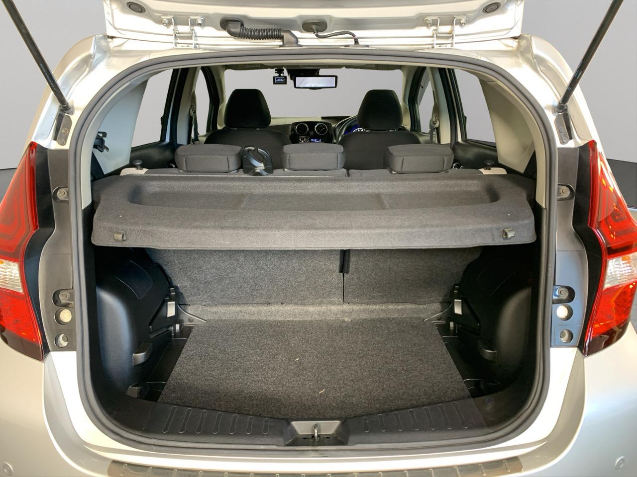 2020 Nissan Note e-power Hatchback LOW KM + REVERSING CAMERA + PUSH BUTTON START