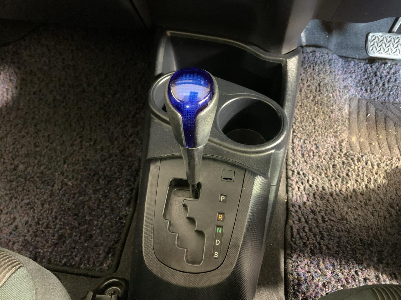 2017 Toyota Aqua Facelift Model S Hatchback REVERSING CAMERA + PUSH BUTTON START + AUTO LIGHTS