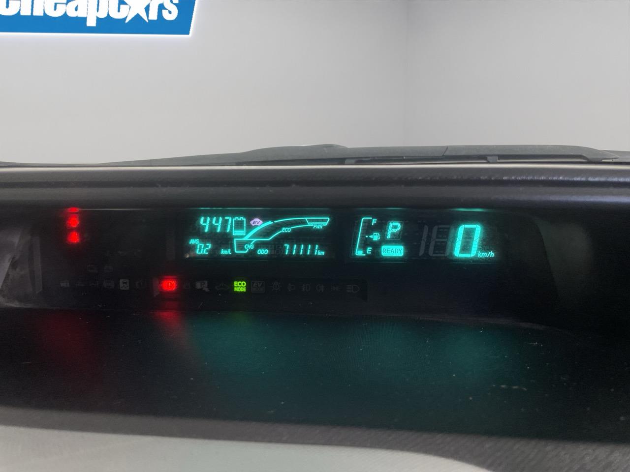 2013 Toyota Aqua G Hatchback REVERSING CAMERA + AUTO LIGHTS + PUSH BUTTON START