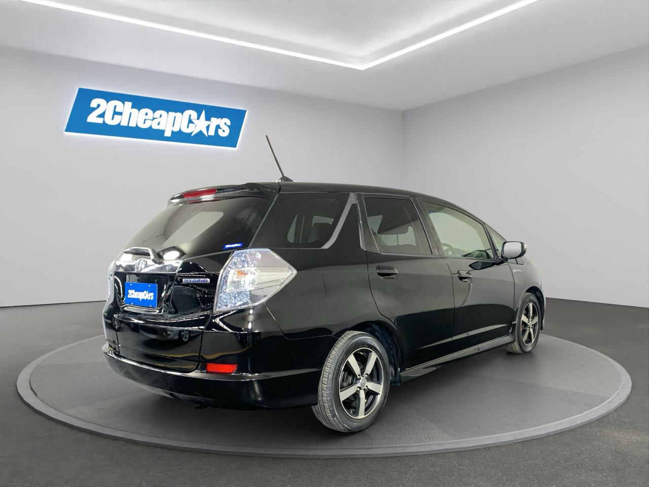 2013 Honda Shuttle Hybrid Smart Selection Station Wagon CRUISE CONTROL + REVERSING CAMERA